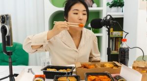 Promosi Makanan dengan Food Influencer